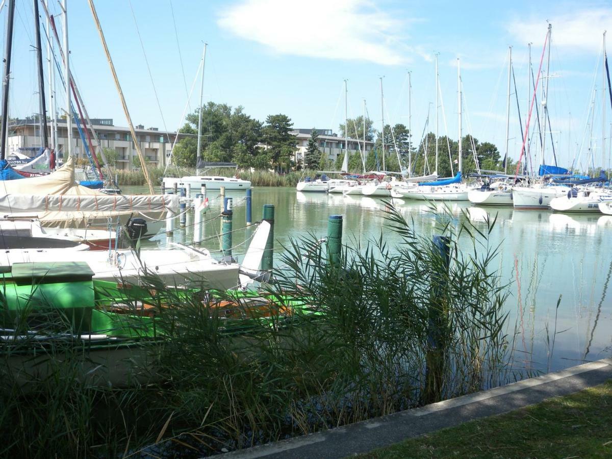 Apartment In Balatonszemes Balaton 27490 Экстерьер фото